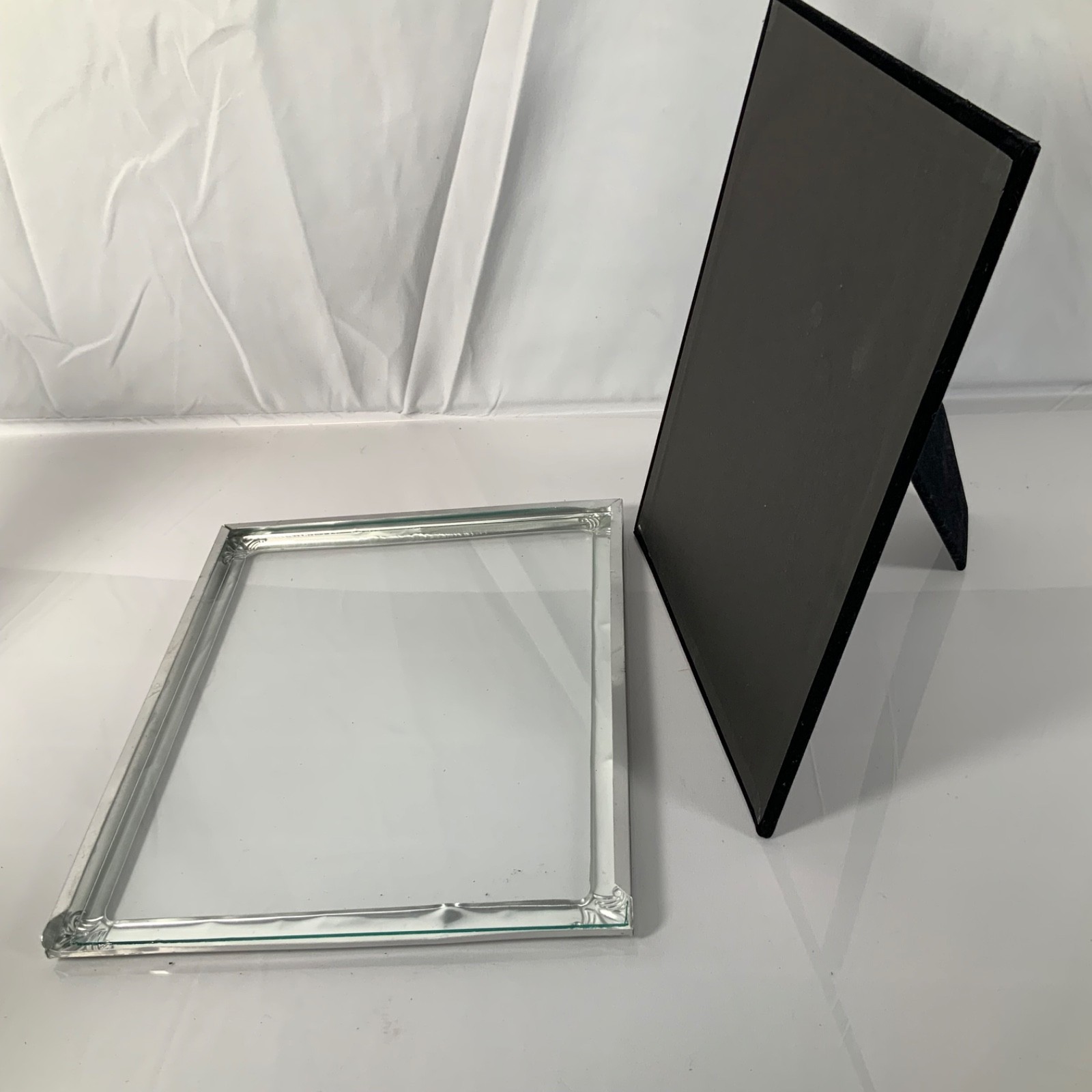 Silver Tone Ornate Corner 8 x 10 Tabletop Picture Frame Glass Front - Image 10