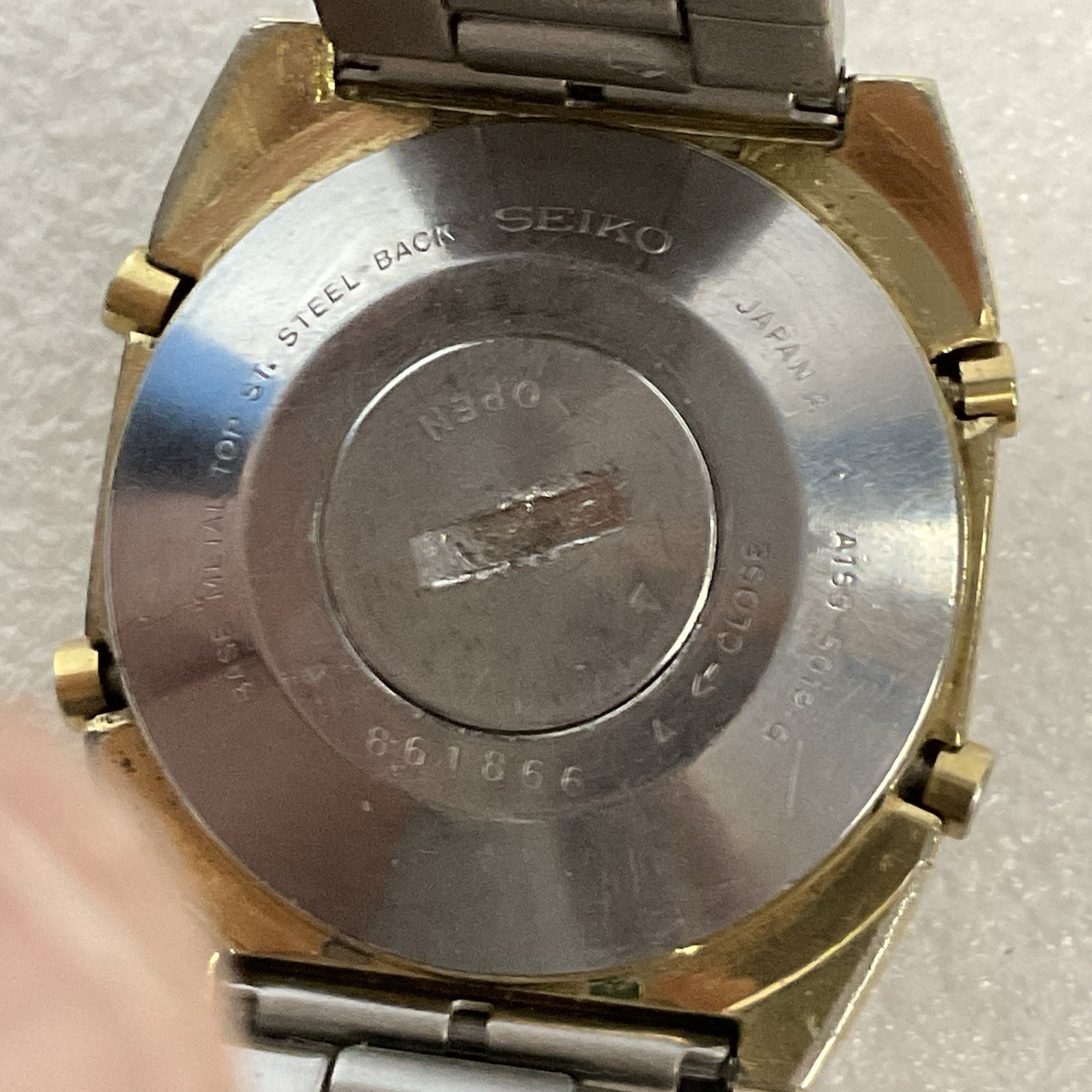 Vintage Seiko A159-5019-G Alarm Quartz Men's Wristwatch Untested For Parts - Image 8