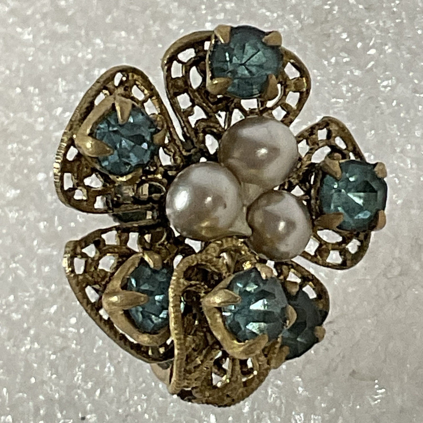Vintage Czech Blue Rhinestone Pearl Gold Tone Screw Back Clip-On Earrings - Image 5