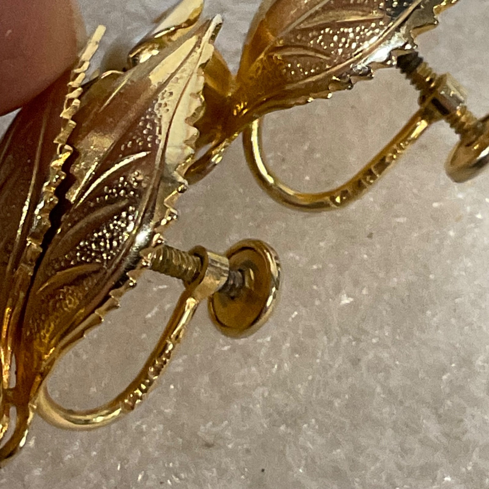 Vintage Gold Tone Leaf Clip On Earrings with Faux Pearl Floral Accents - Image 15