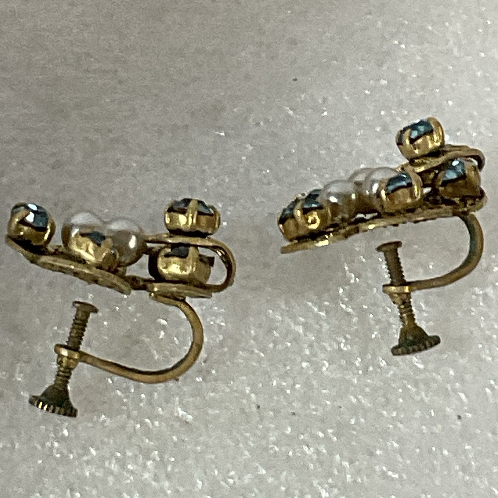 Vintage Czech Blue Rhinestone Pearl Gold Tone Screw Back Clip-On Earrings - Image 9