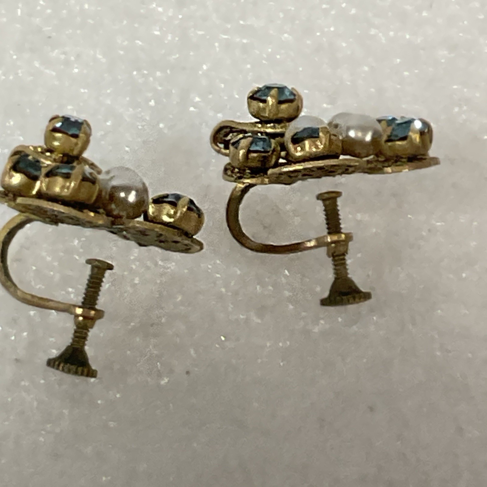 Vintage Czech Blue Rhinestone Pearl Gold Tone Screw Back Clip-On Earrings - Image 8