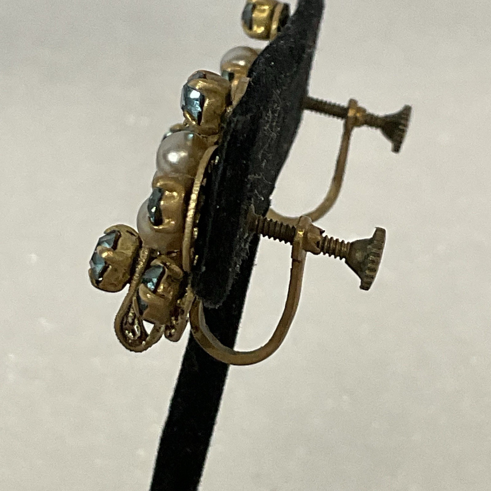 Vintage Czech Blue Rhinestone Pearl Gold Tone Screw Back Clip-On Earrings - Image 13