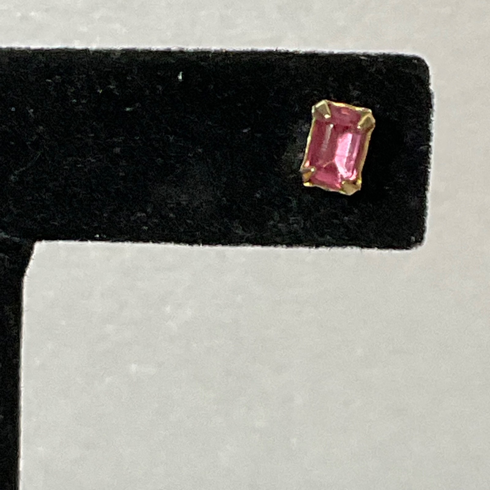Vintage Pink Emerald Cut Crystal Stud Earrings Gold Tone Post 0.83g Small Jewelr - Image 3