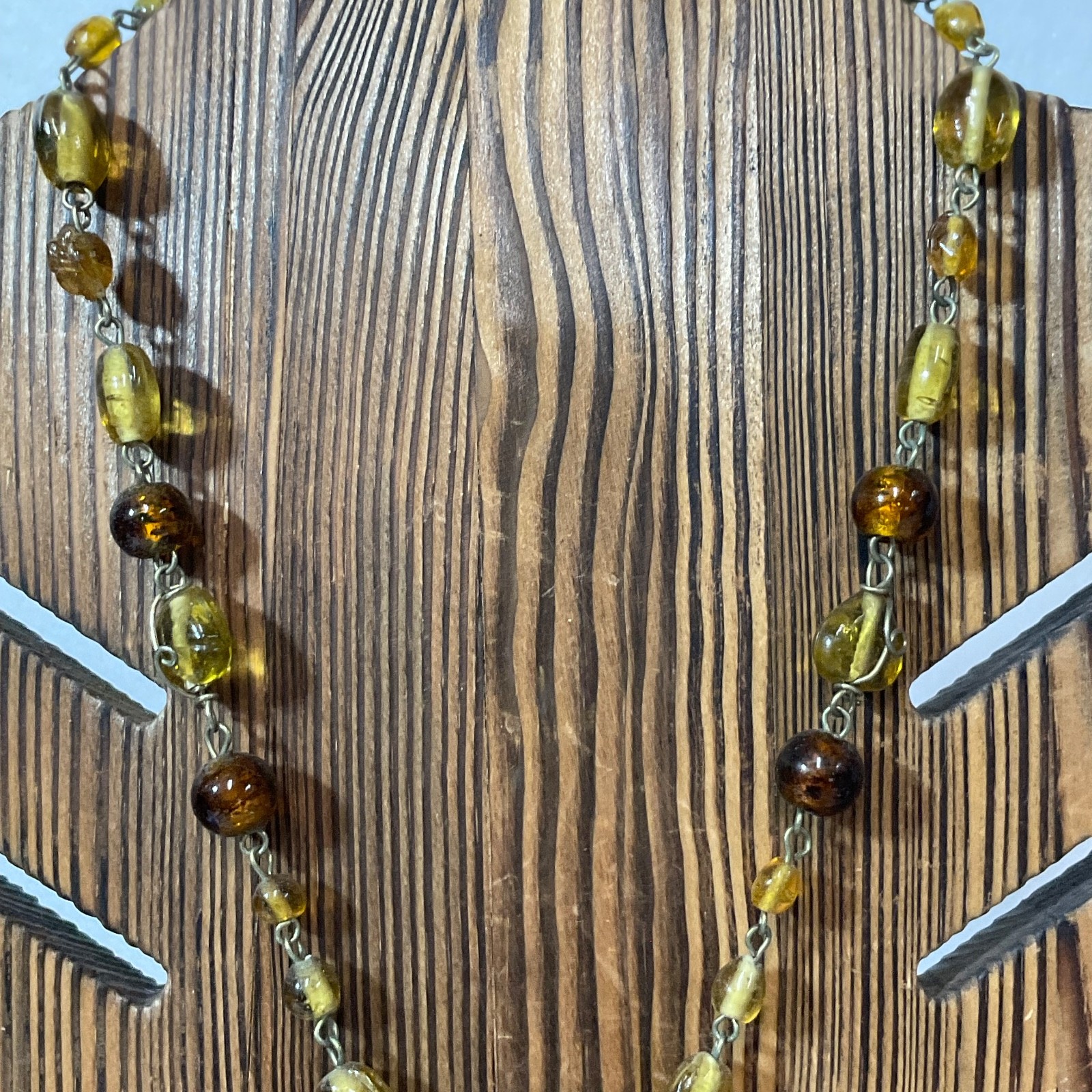 18in Amber Tone Glass Bead Necklace with Round Pendant Vintage Boho Jewelry - Image 3
