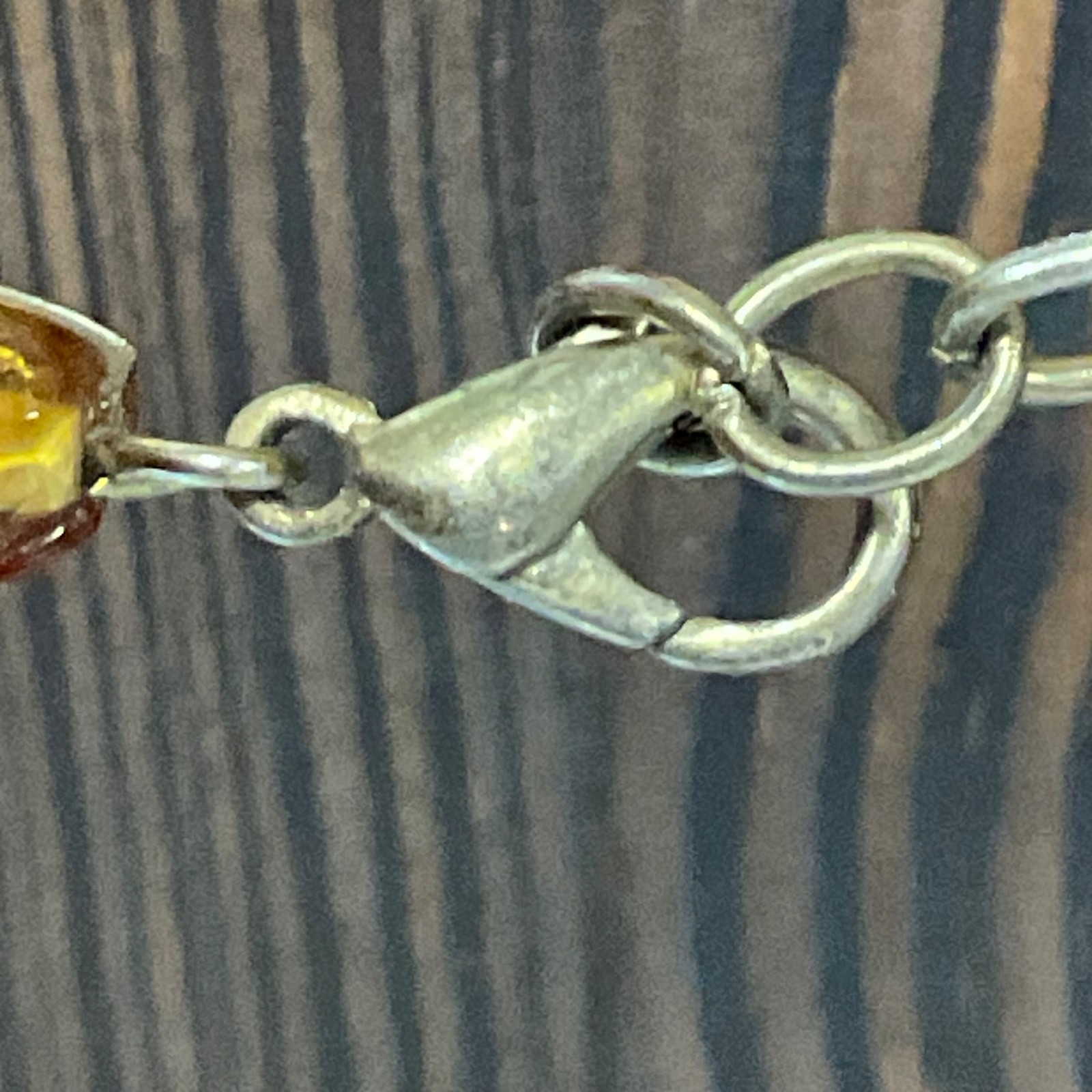 18in Amber Tone Glass Bead Necklace with Round Pendant Vintage Boho Jewelry - Image 6
