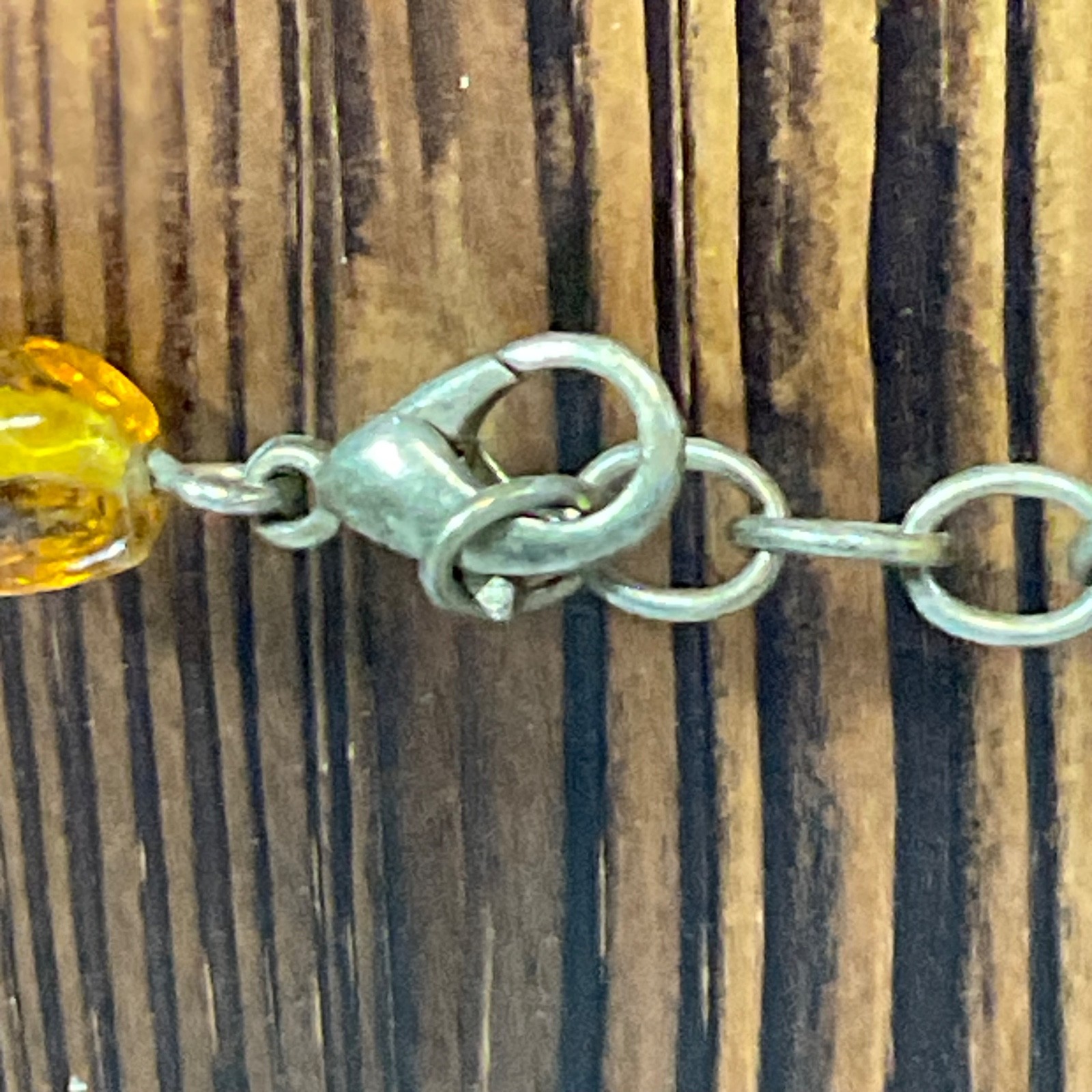 18in Amber Tone Glass Bead Necklace with Round Pendant Vintage Boho Jewelry - Image 5