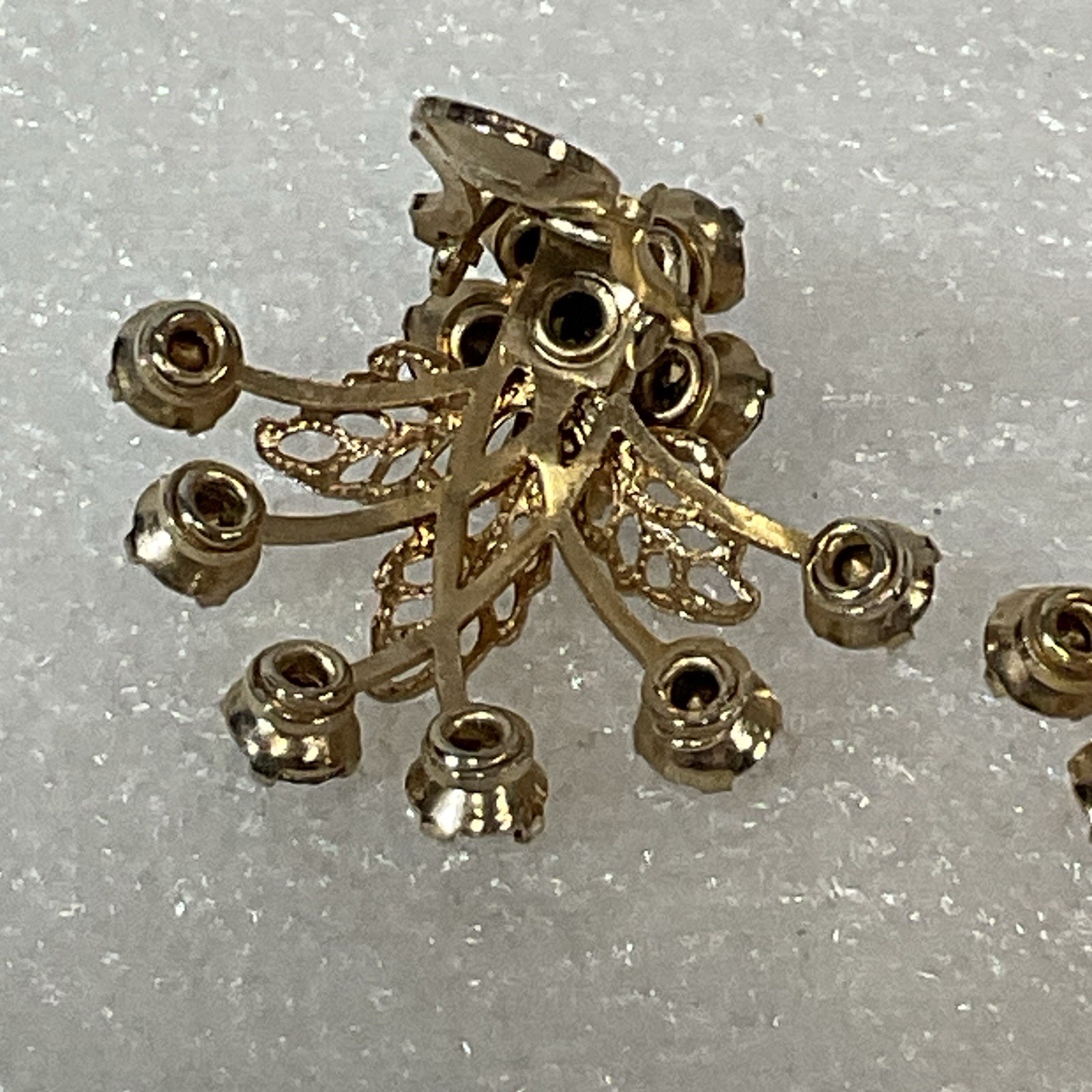 Vintage Purple Rhinestone Floral Cluster Clip-On Earrings Gold Tone - Image 6