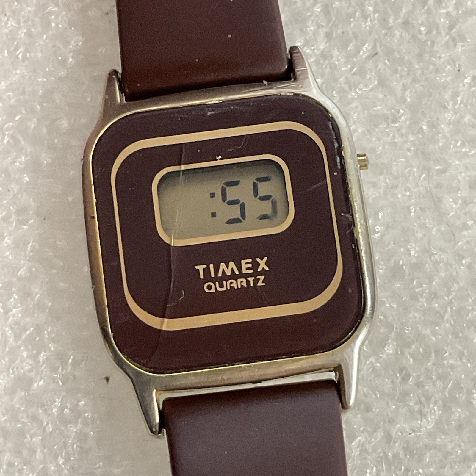 Vintage Timex Quartz TCell Ladies Watch Tested Scratched Face - Image 20