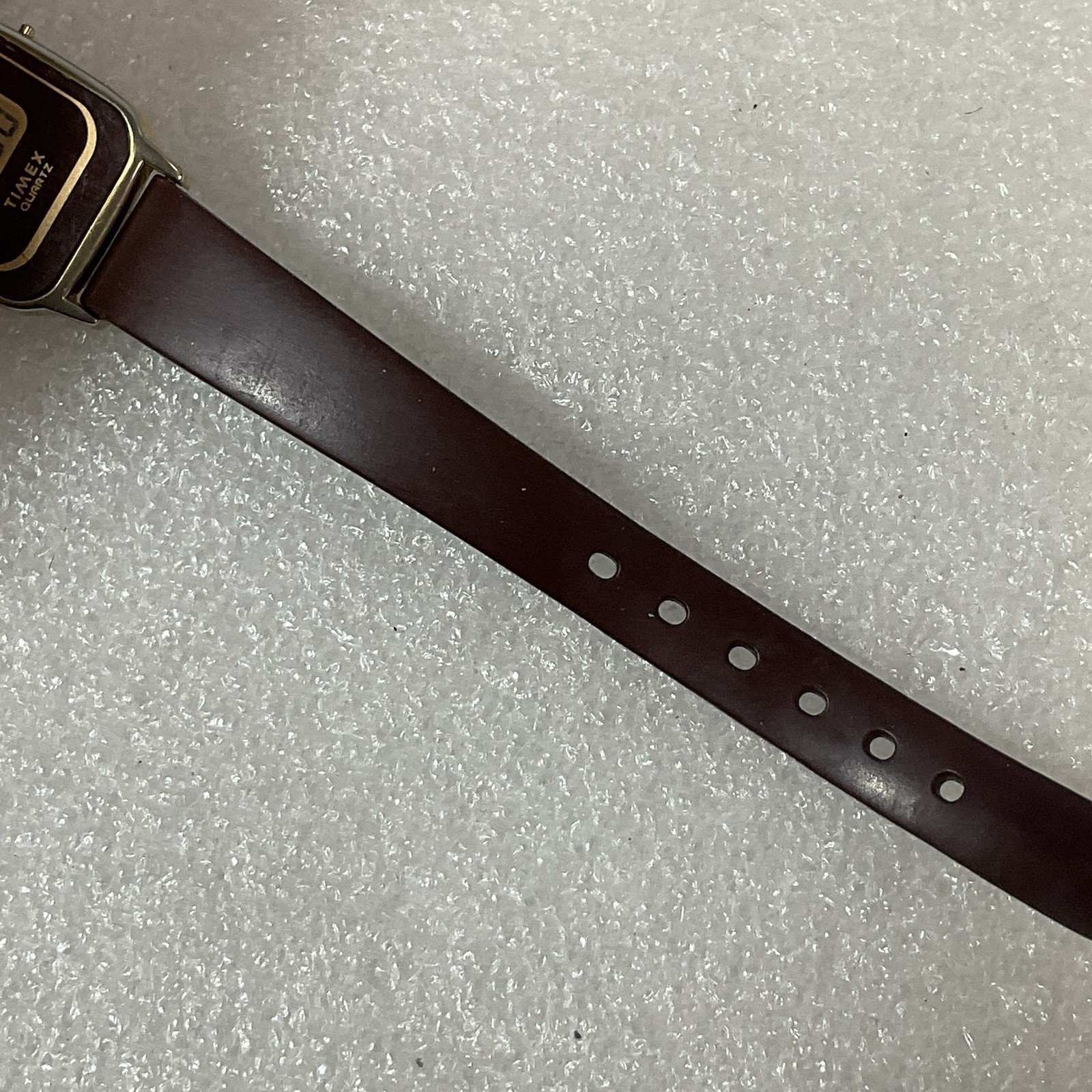 Vintage Timex Quartz TCell Ladies Watch Tested Scratched Face - Image 22